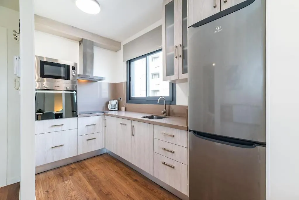 Moderno Apartamento Con Piscina Y Parking Granada