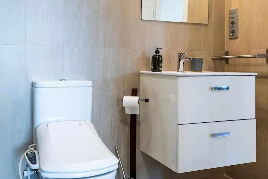 Moderno Apartamento Con Piscina Y Parking Granada Spain